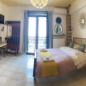  Apartment Reina